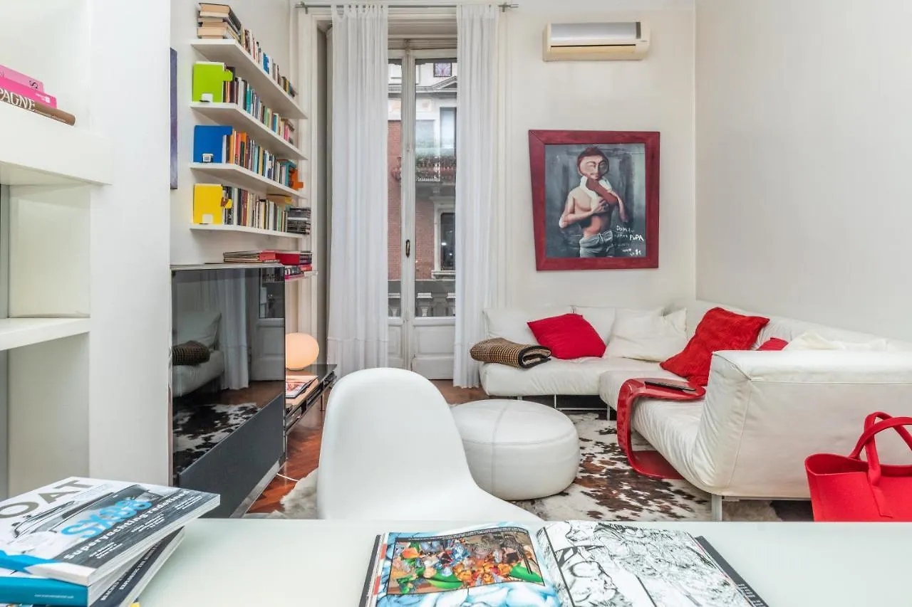 Apartment Very Central In Cadorna Station Area! Excellent If You Arrive From Malpensa Airport Milan