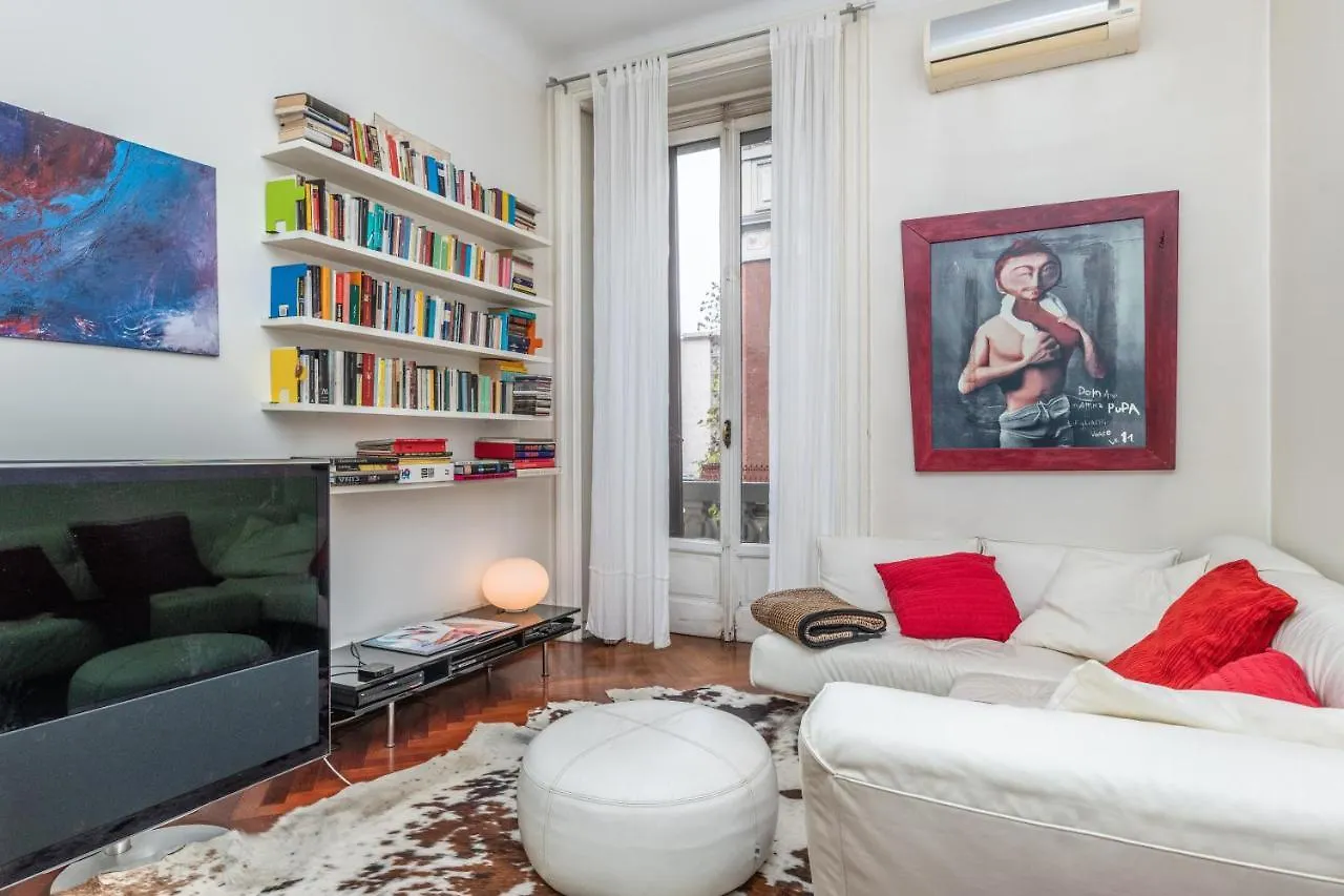Apartment Very Central In Cadorna Station Area! Excellent If You Arrive From Malpensa Airport Milan