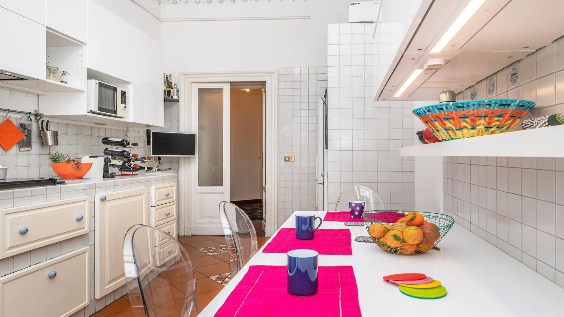 아파트 Very Central In Cadorna Station Area! Excellent If You Arrive From Malpensa Airport 밀라노